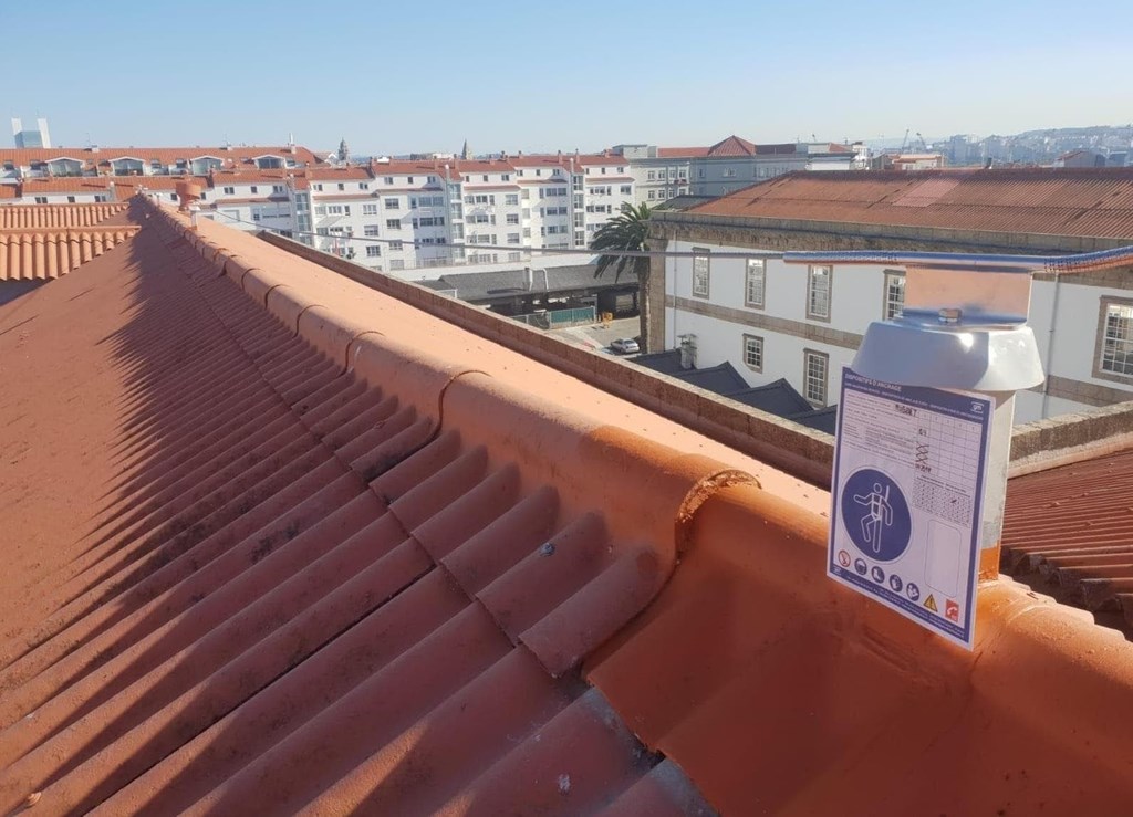 Instaladores de líneas de vida certificadas en A Coruña
