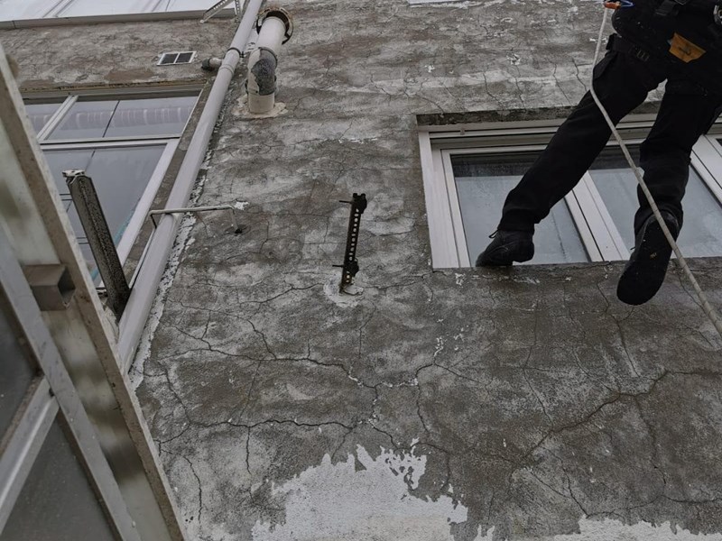 REPARACIÓN DE FACHADA 